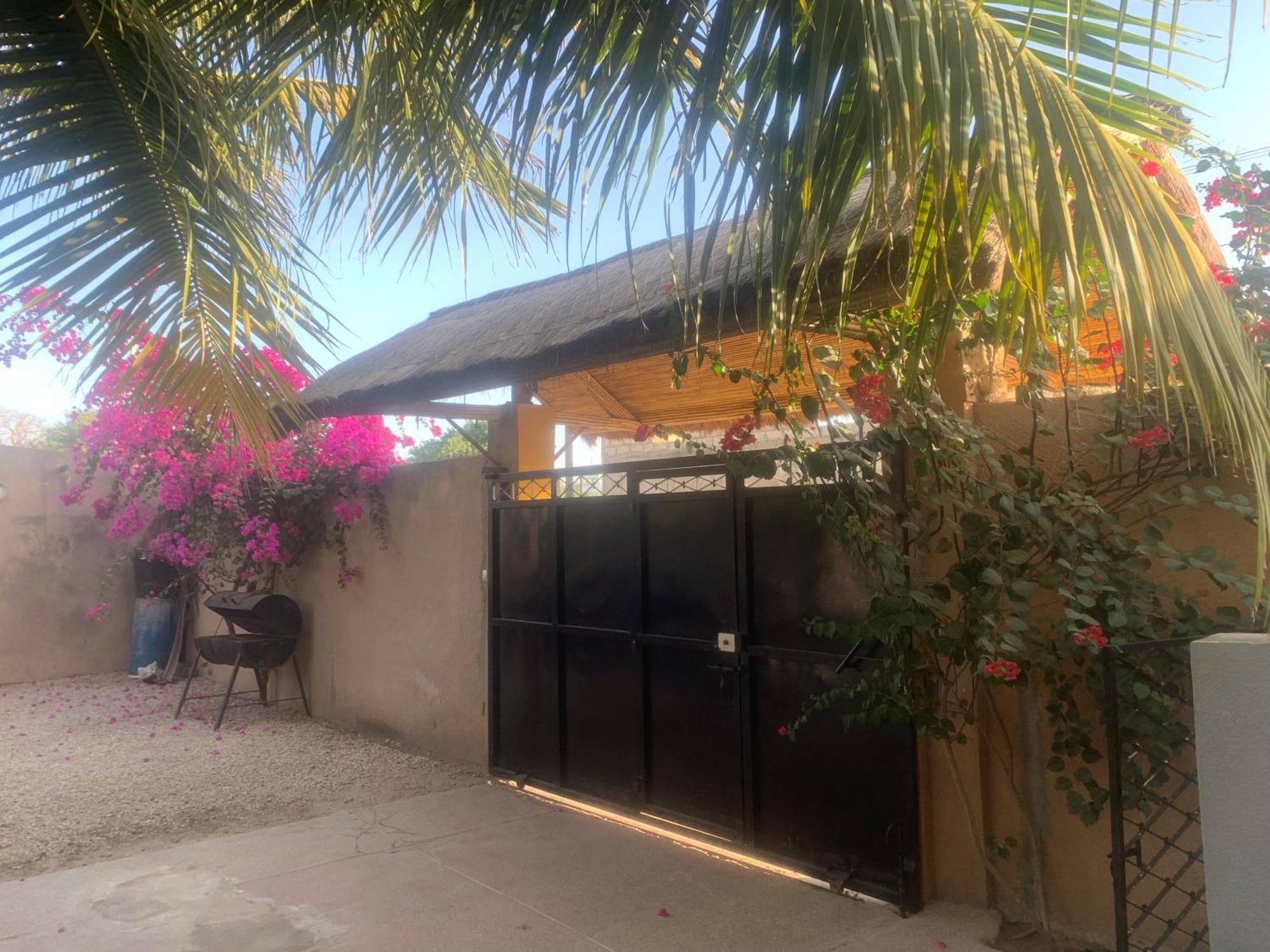 Auberge Keur Ely Ouoran ภายนอก รูปภาพ